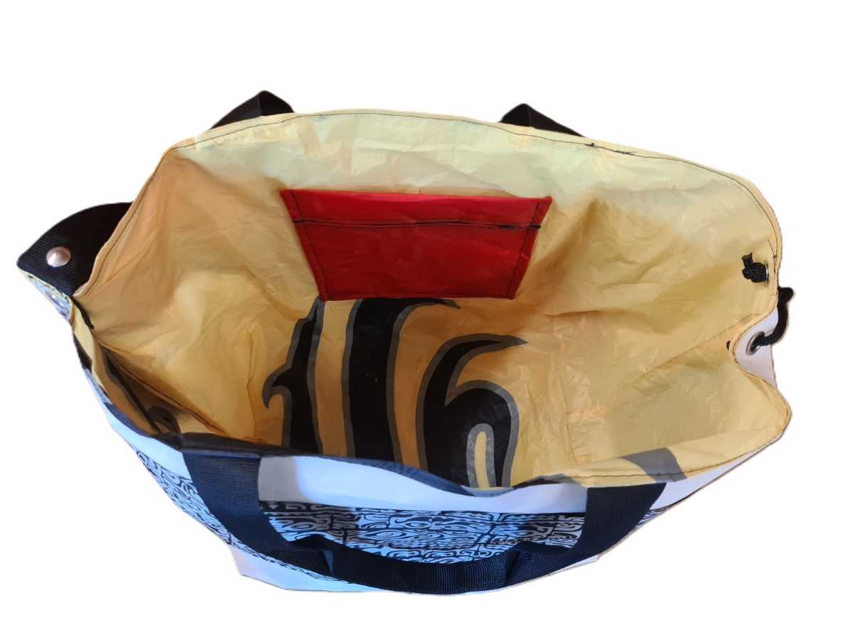 Grand Sac Plage Tissu Voile Recyclé Blanc- Rouge – Image 3